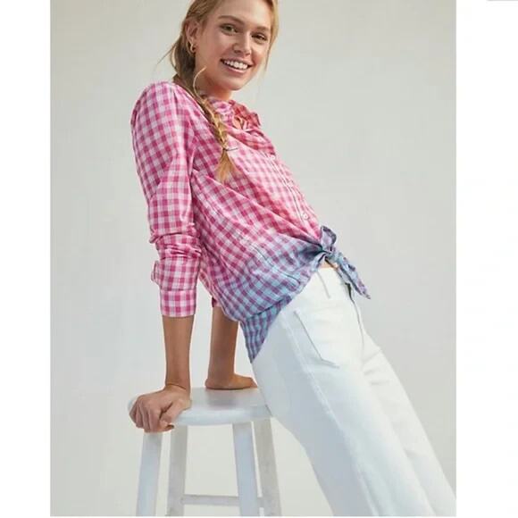 Anthropologie Tops - Anthropologie Pilcro Top Womens Small Pink Blue Plaid Ombre Relaxed Button Up
